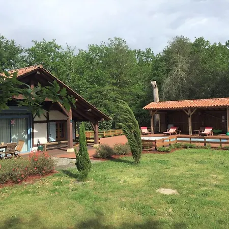 Сasa de vacaciones De Pedelay Luxey
